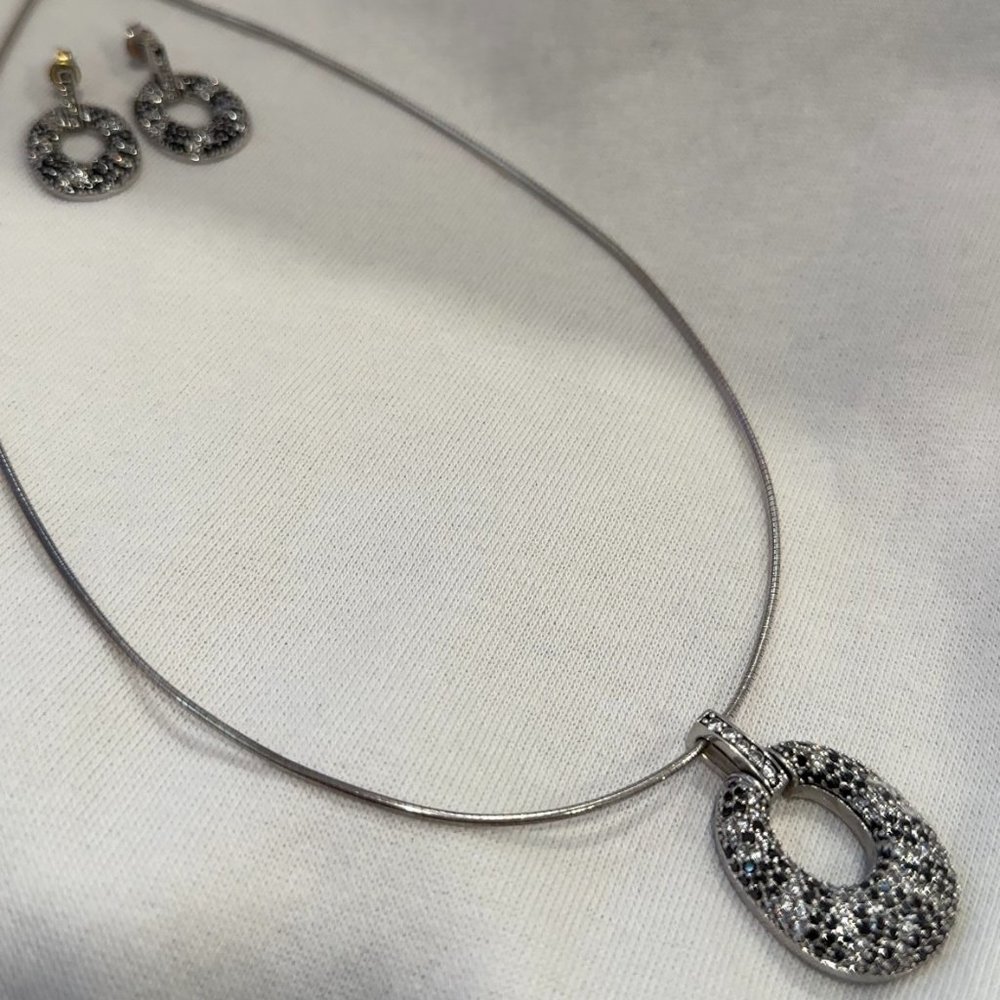 Earrings and Necklace Set - Used like new - Silver Jewelry Set